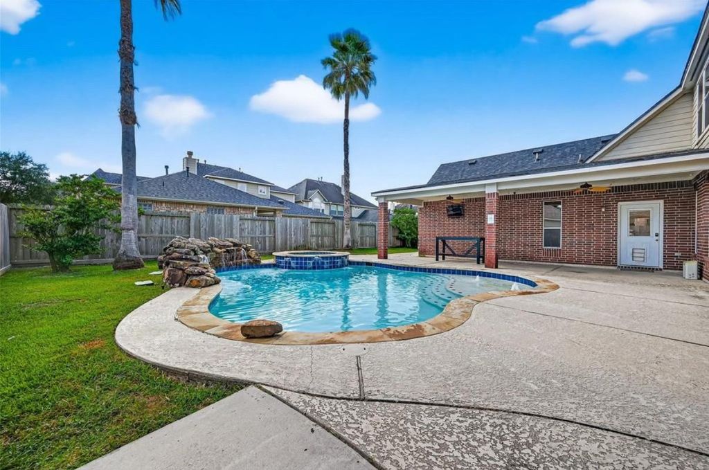 Photo of 9223 Gauguin Lane, Missouri City, TX 77459 (MLS # 5806939)