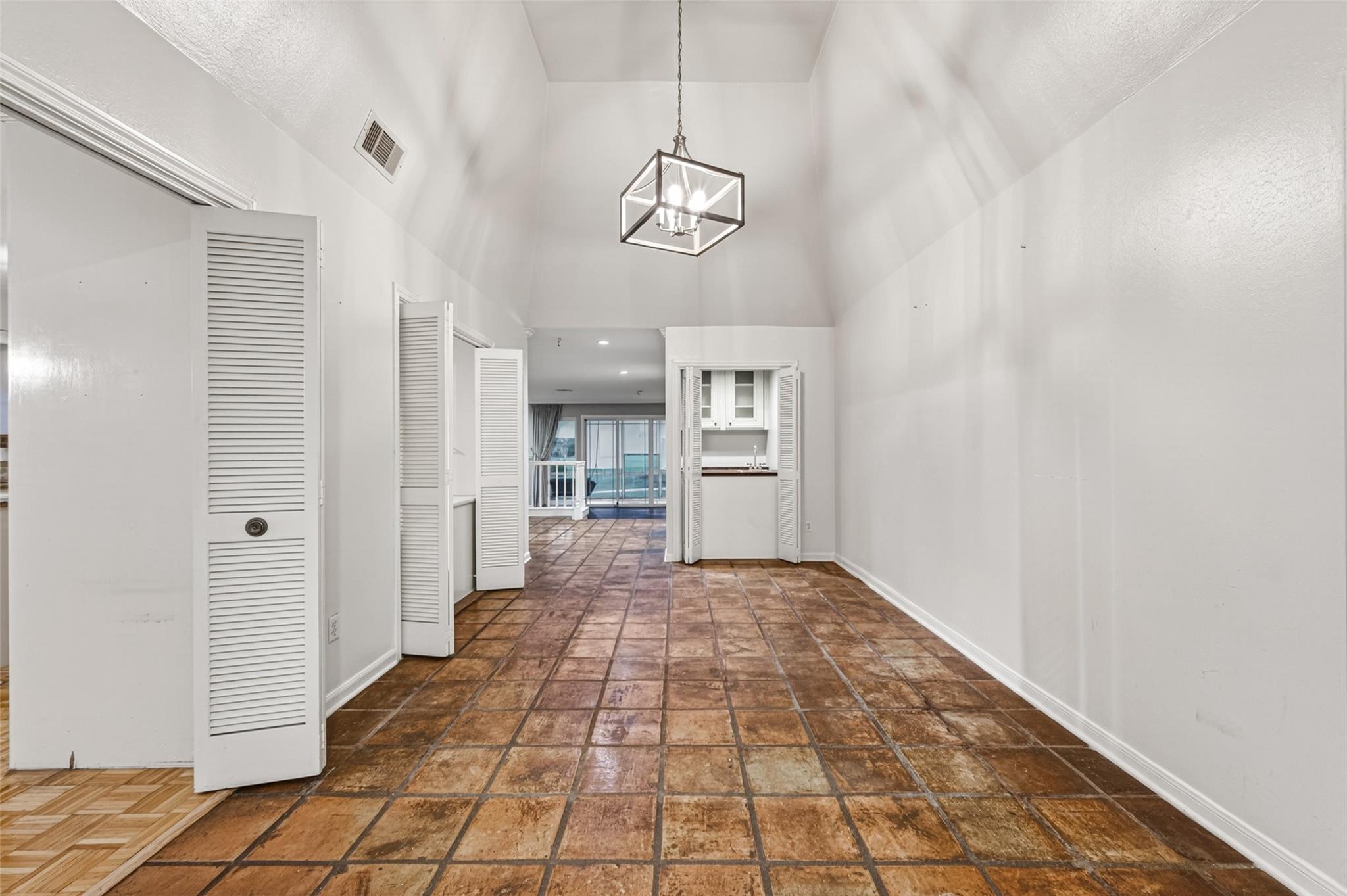 618 Longview Drive