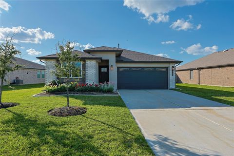 Photo of 14507 Sweet Water Drive, Baytown, TX 77523 (MLS # 44312391)