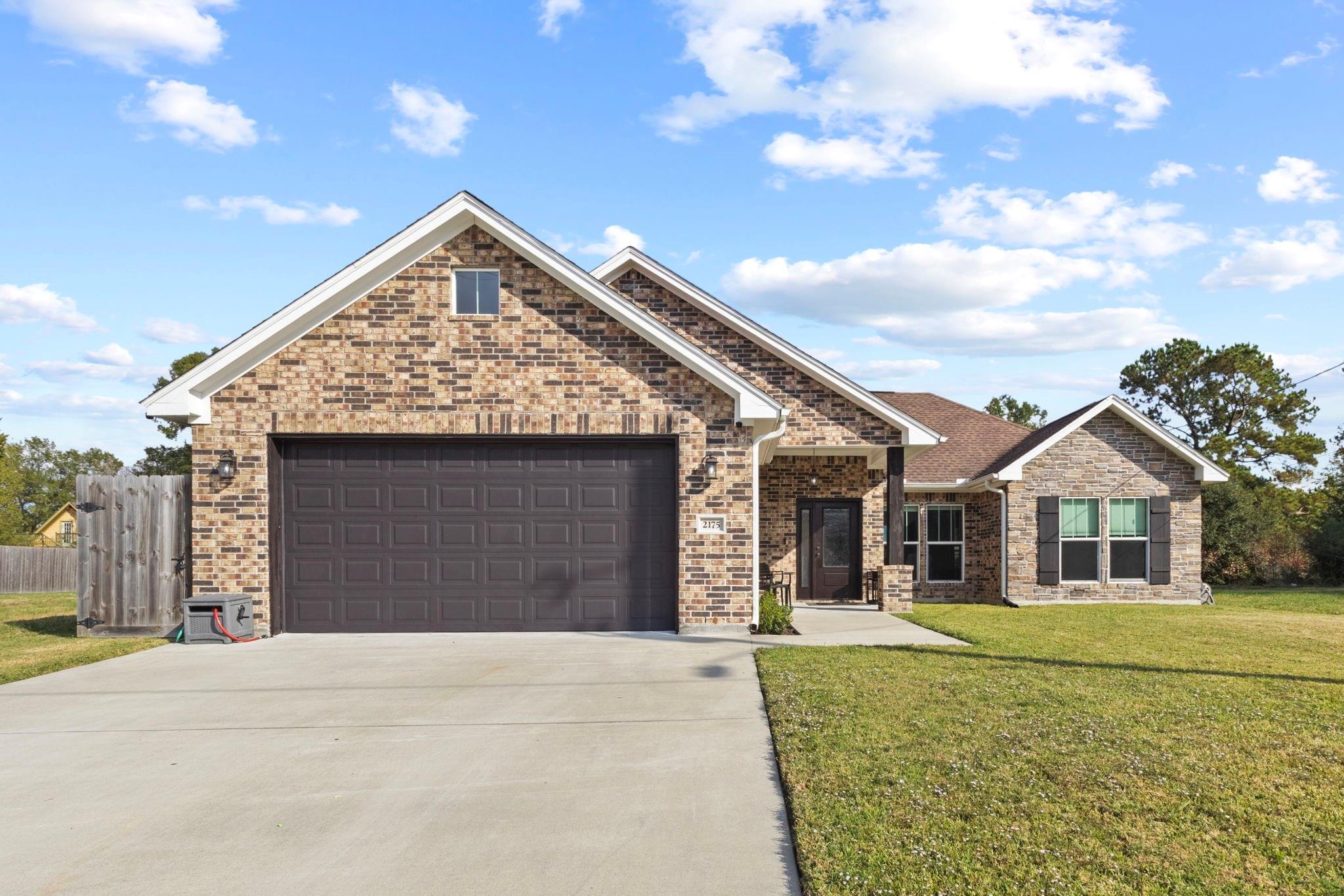 2175 Willowglen Drive