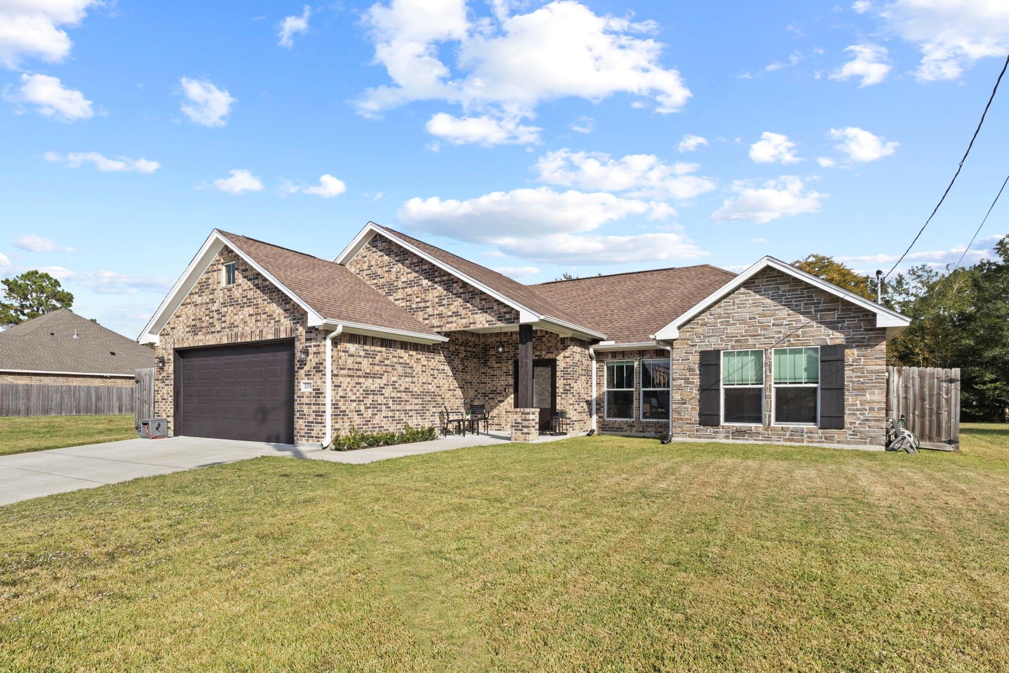 2175 Willowglen Drive