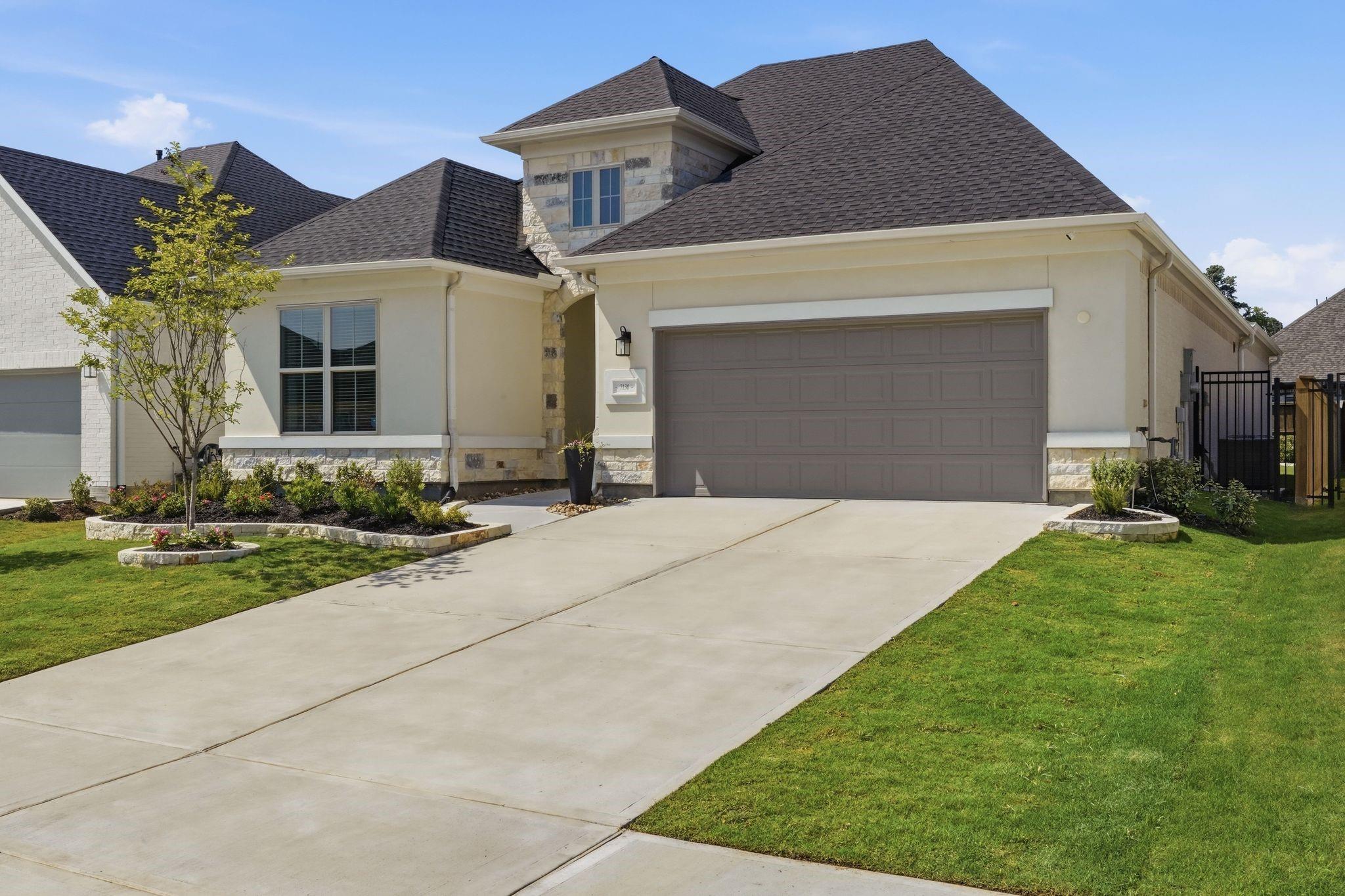 7130 Carriage Light Drive
