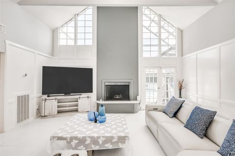 611 Montclair Boulevard Sugar Land TX 77478