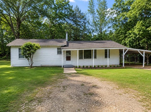 Photo of 7634 Hwy 75 S S, Huntsville, TX 77320 (MLS # 39291678)