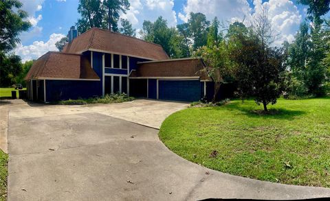 Photo of 26 Cherry Hill Drive, Conroe, TX 77304 (MLS # 55171498) Photo of 26 Cherry Hill Drive, Conroe, TX 77304 (MLS # 55171498)