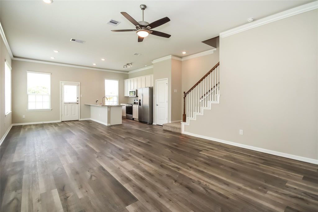 Photo of 18732 Lake Harbor Court #B, Montgomery, TX 77356 (MLS # 92778672)