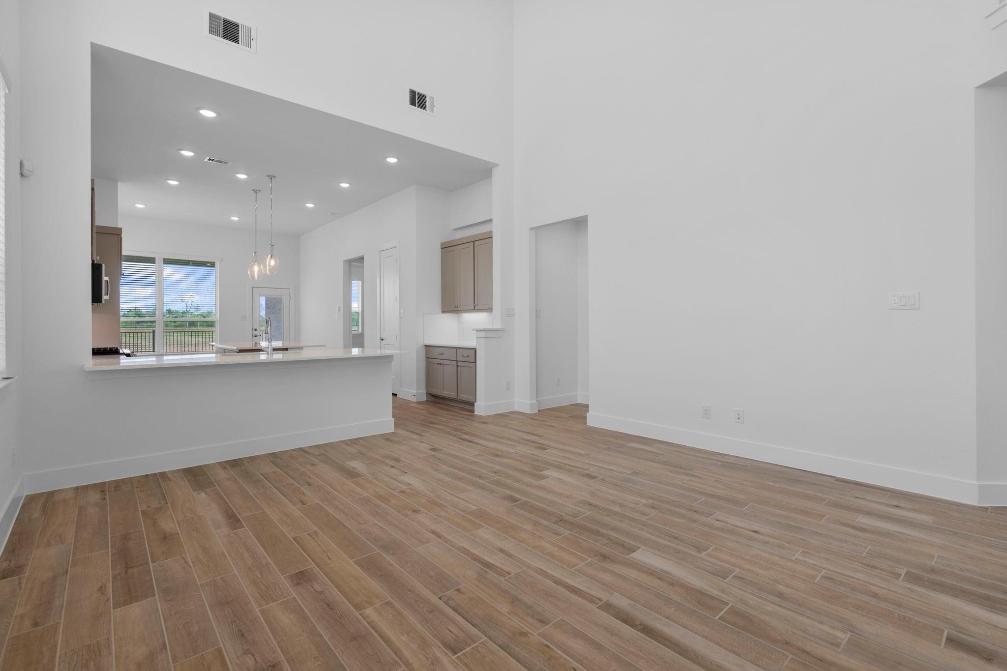 30934 Breezy Way