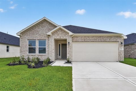 Photo of 2115 Spring Hollow Drive, Baytown, TX 77521 (MLS # 30069917)