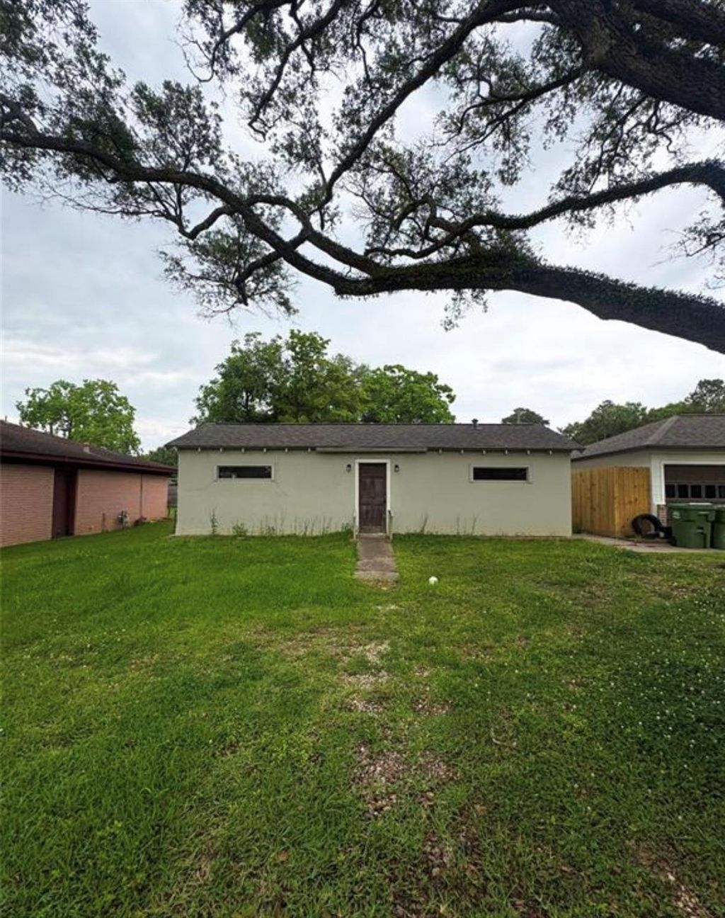 Photo of 101 West St, Liberty, TX 77575 (MLS # 63174727)