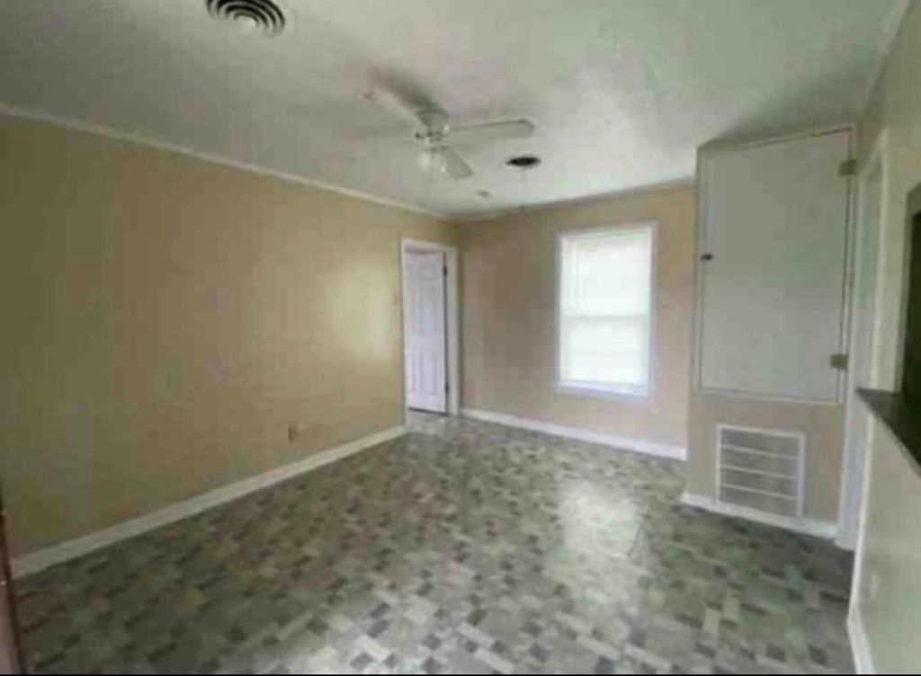 Photo of 101 West St, Liberty, TX 77575 (MLS # 63174727)