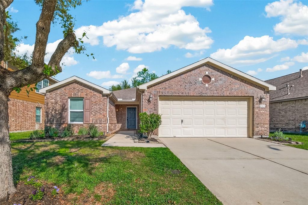 Photo of 4515 Apache Point Drive, Humble, TX 77396 (MLS # 80794943)