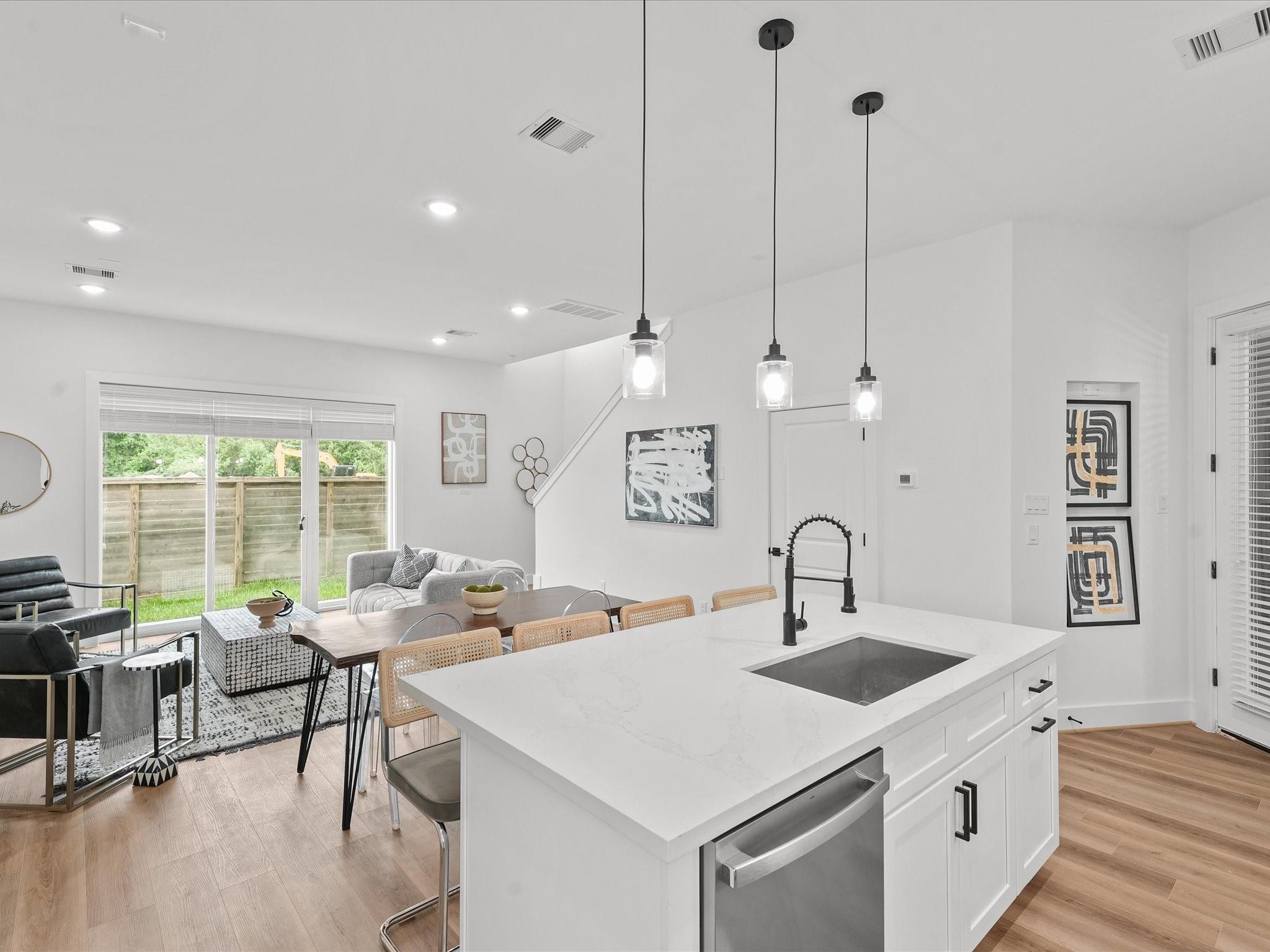 1019 - 1021 Upside Wheatley Lane