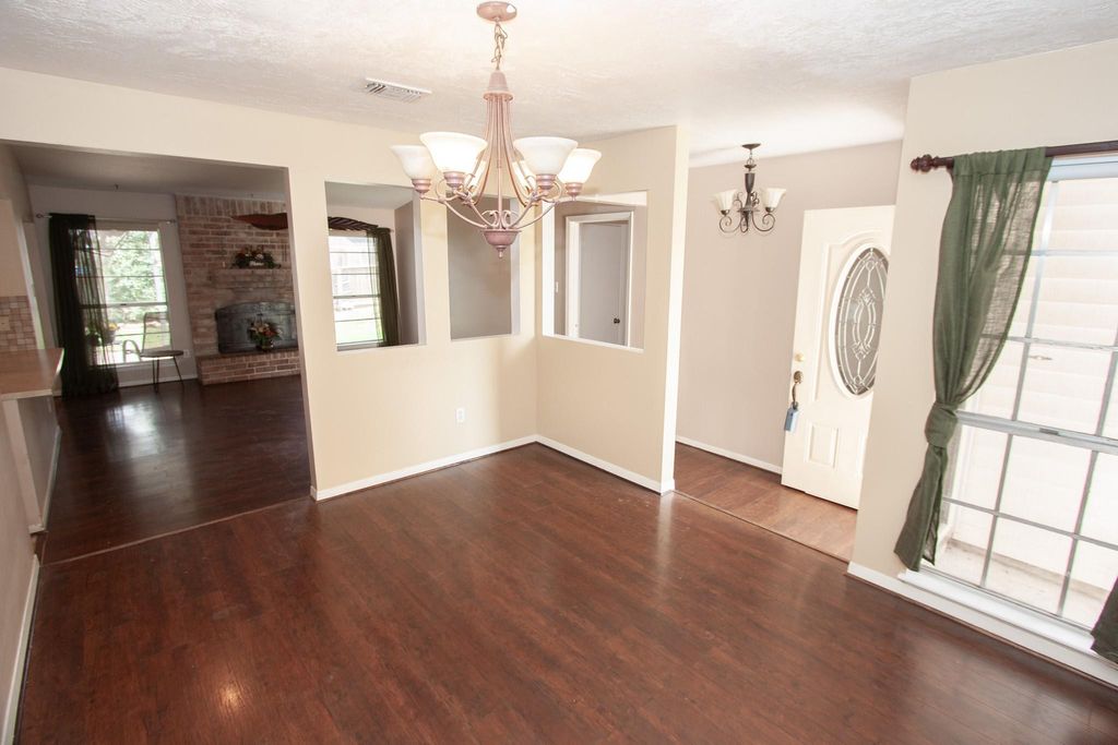 Photo of 10103 Kirkwren Drive, Houston, TX 77089 (MLS # 51753162)