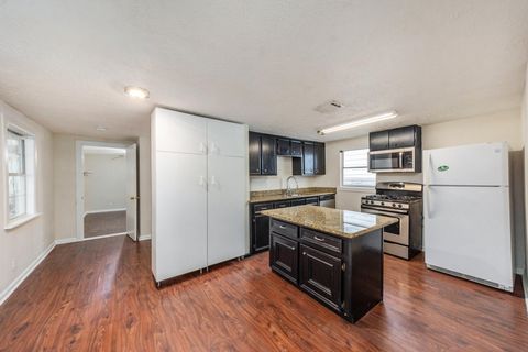 Photo of 1131 Louise Street, Houston, TX 77009 (MLS # 17566491)