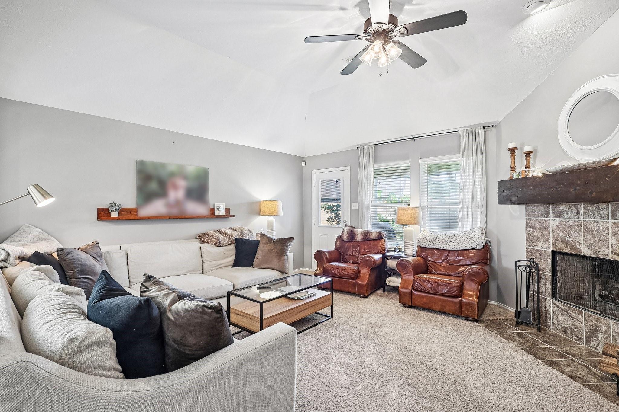 2211 Oak Rise Drive