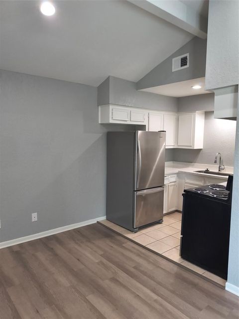 Photo of 2305 55th Street #5, Galveston, TX 77551 (MLS # 41879849)