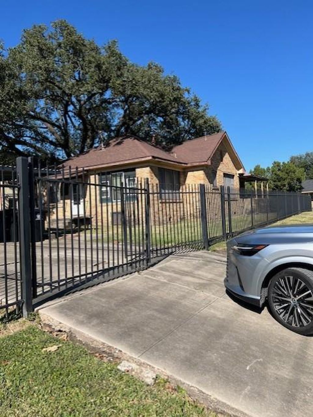 Photo of 4442 Leeland Street, Houston, TX 77023 (MLS # 74891781)