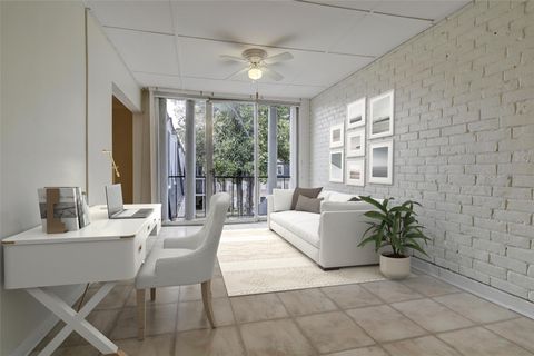 Photo of 353 N Post Oak Lane #820, Houston, TX 77024 (MLS # 26452276)