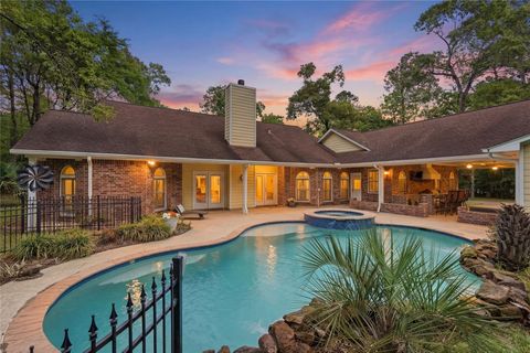 Photo of 8911 Sendera Drive, Magnolia, TX 77354 (MLS # 75352043)