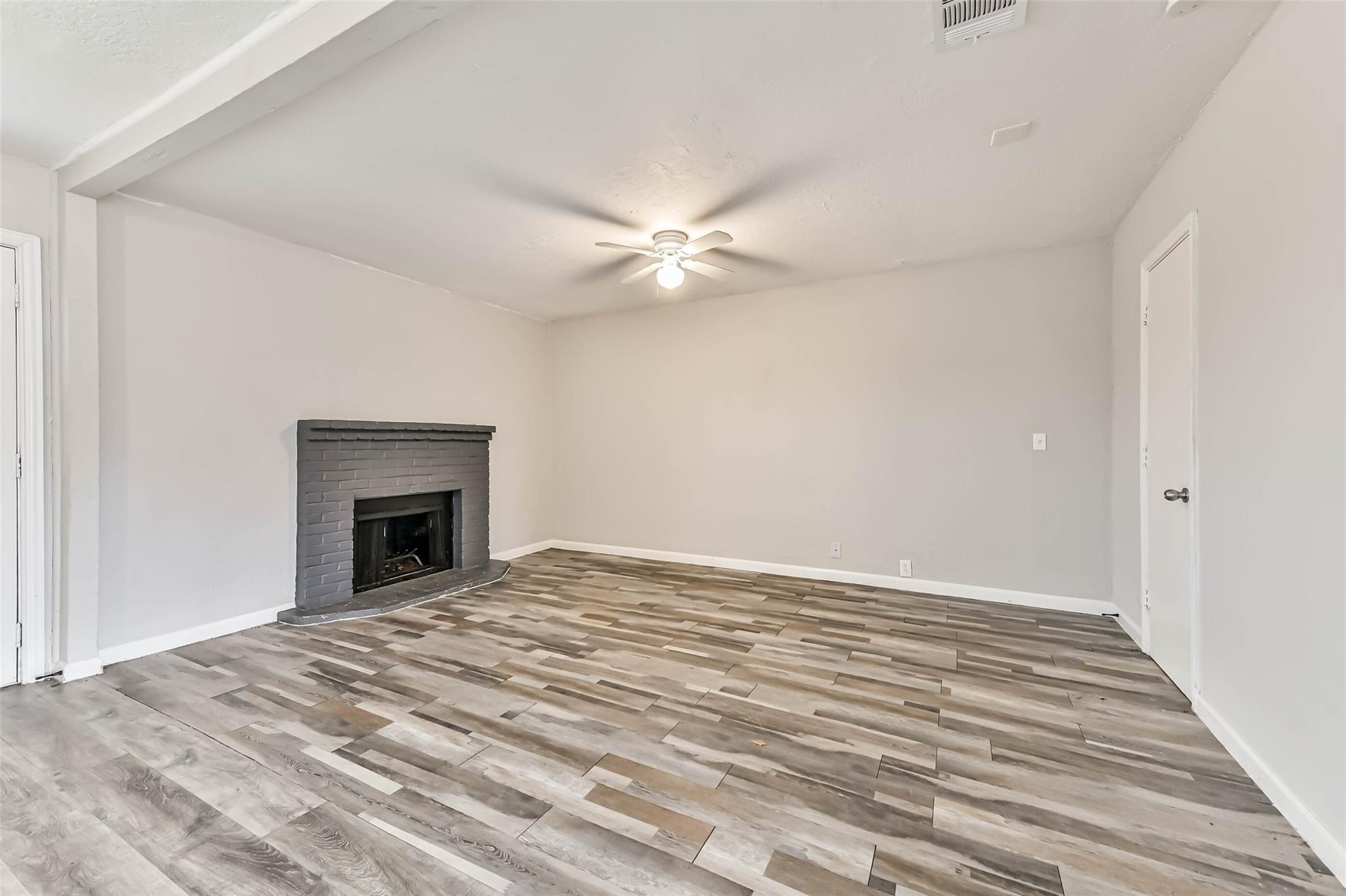 3515 Meadowlake Road