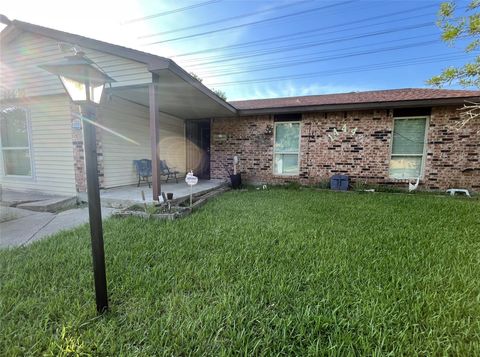 Photo of 14443 Edenglen Drive, Houston, TX 77049 (MLS # 6763438)