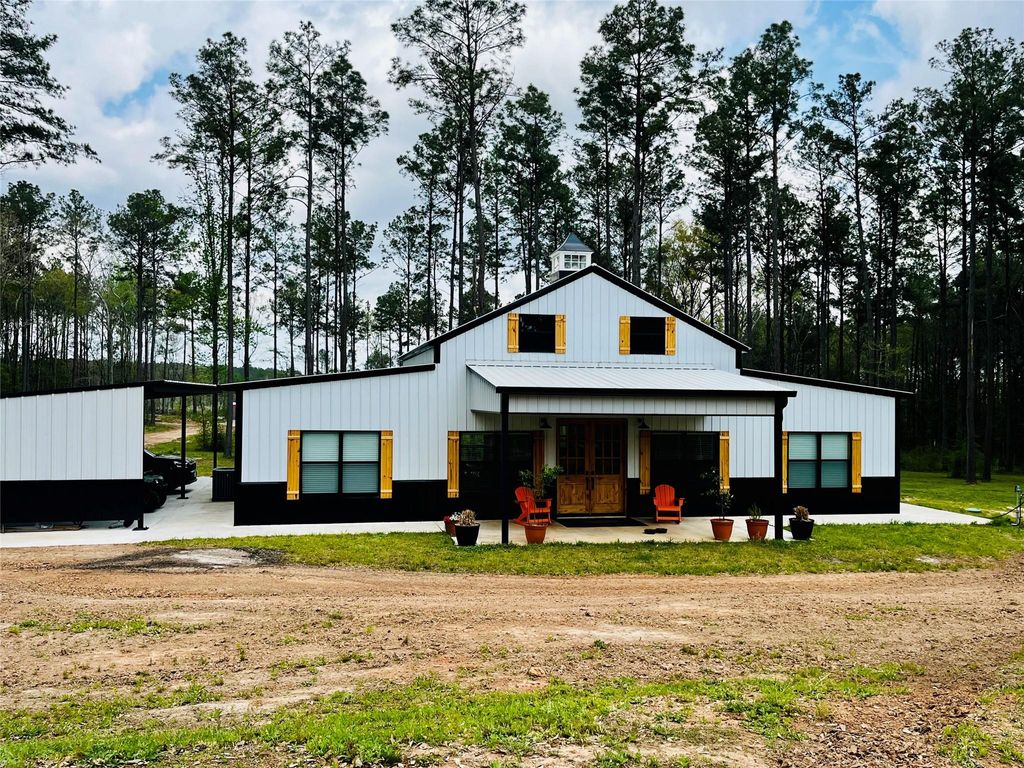 Photo of 1569 Fm 1746, Woodville, TX 75979 (MLS # 40766874)