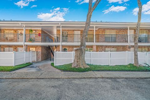 Photo of 14333 Memorial Drive #56, Houston, TX 77079 (MLS # 83002897)