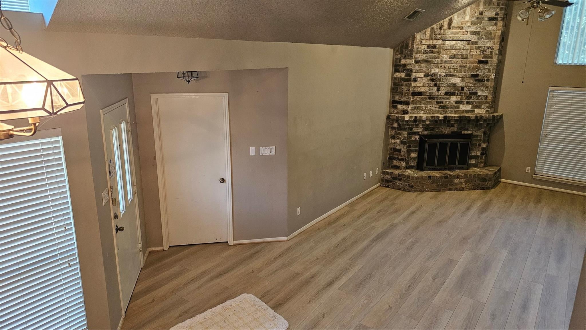 3607 Duncaster Drive