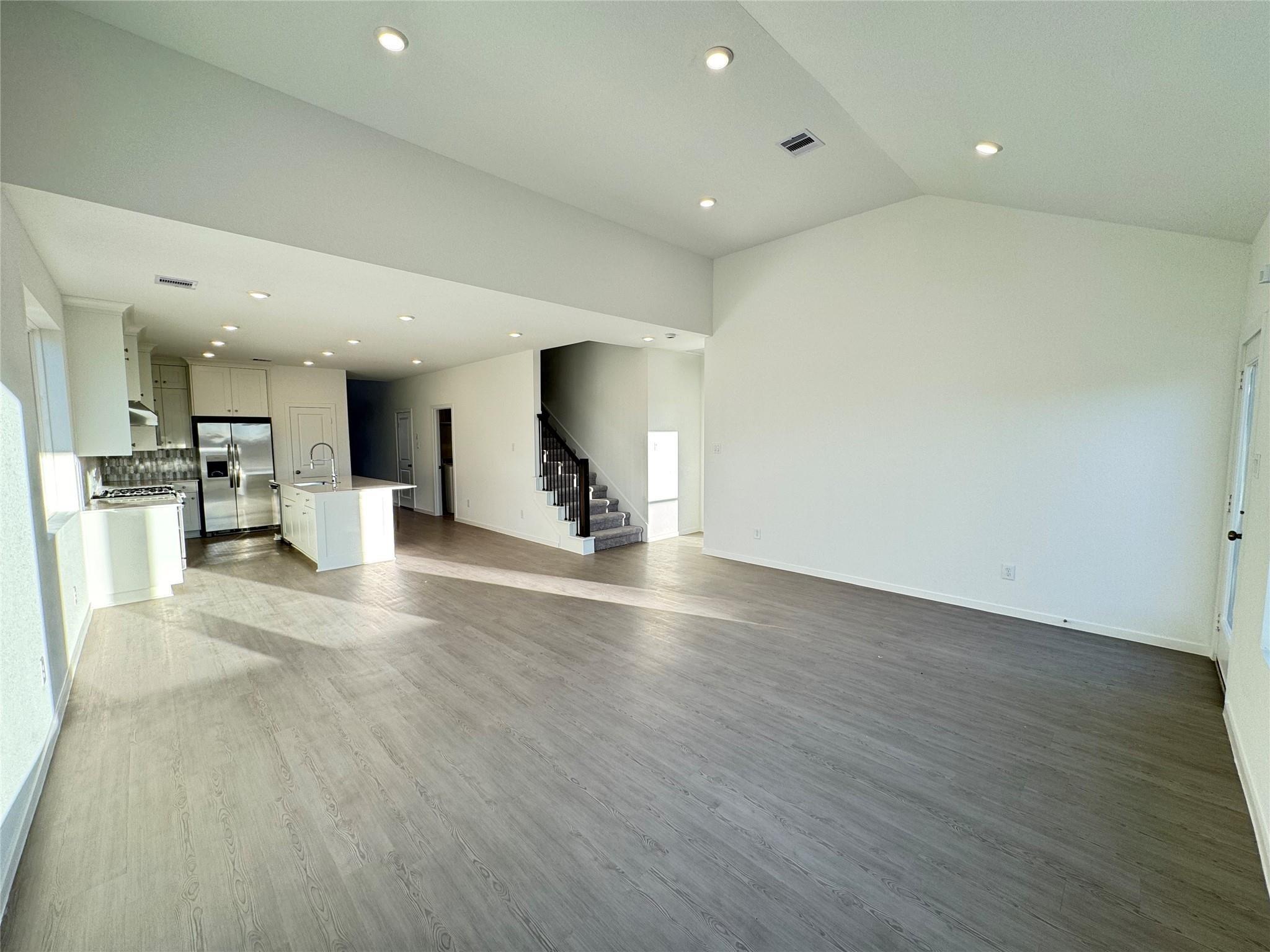 2826 Garden Meadow Street