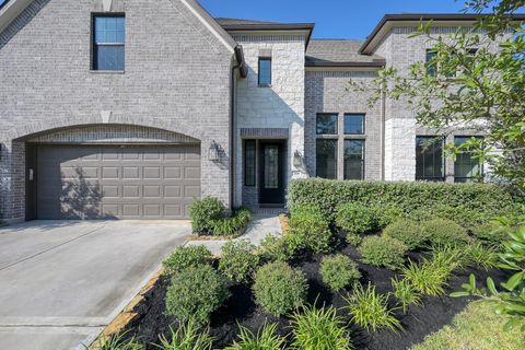 Photo of 359 Calmato Woods Way, Conroe, TX 77318 (MLS # 46599232)