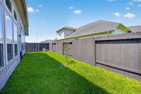 Tiny photo for 8710 Ruddy Duck Court, Baytown, TX 77521 (MLS # 20125790)