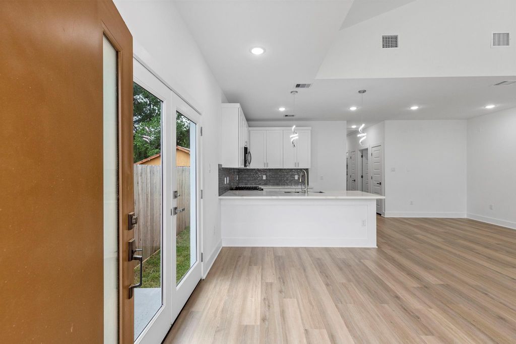 Photo of 8109 Hamlet Street #A, Houston, TX 77078 (MLS # 15147930)