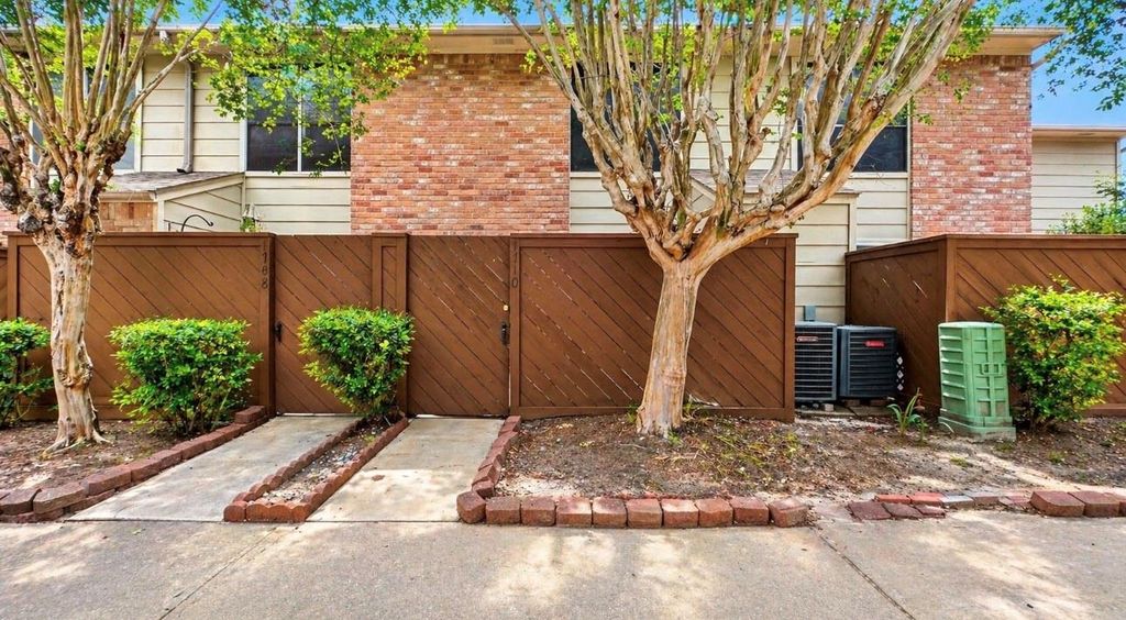 Photo of 8801 Hammerly Boulevard #1710, Houston, TX 77080 (MLS # 13573488)