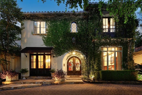 Photo of 83 S Palmiera Circle, The Woodlands, TX 77382 (MLS # 4852346)
