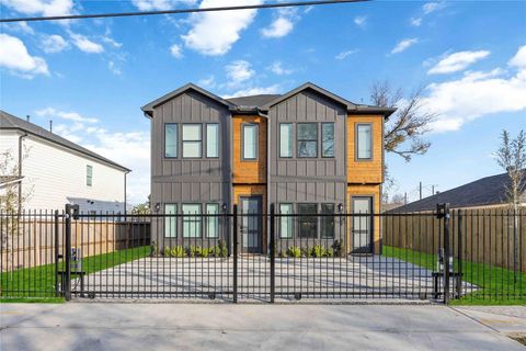 Photo of 4502 Aledo Street, Houston, TX 77051 (MLS # 6063818)