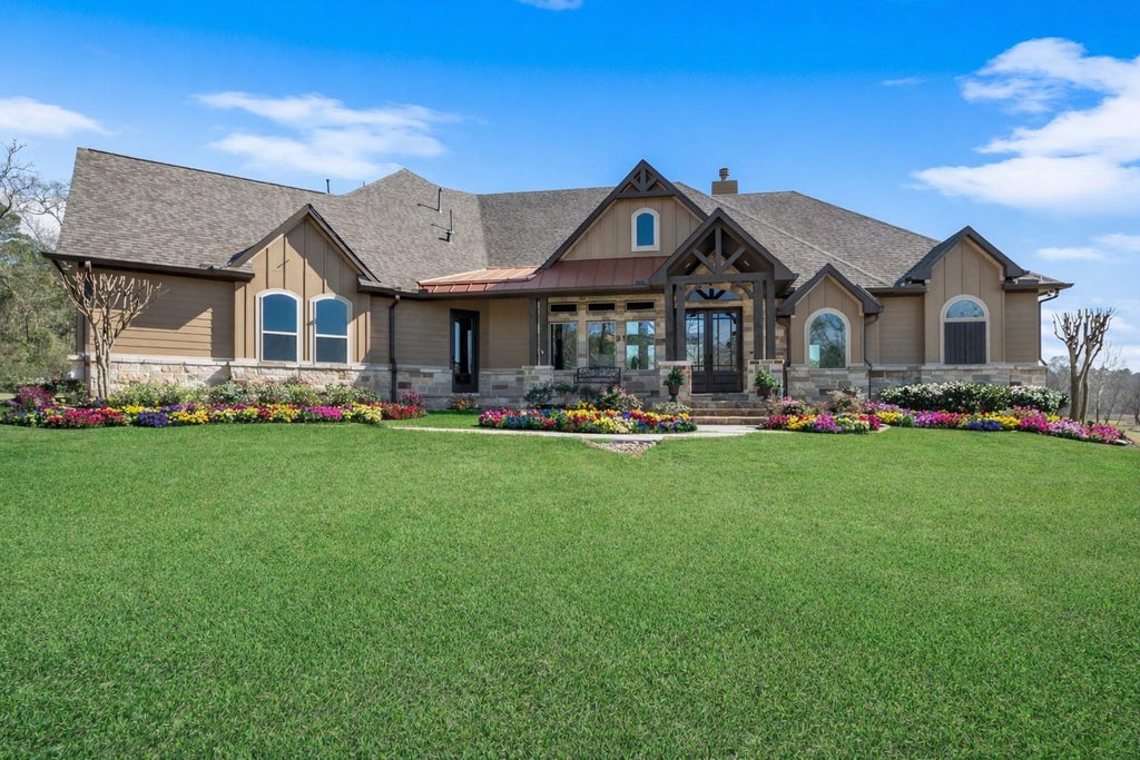 Photo of 40 Stewart Road, New Waverly, TX 77358 (MLS # 48969310)