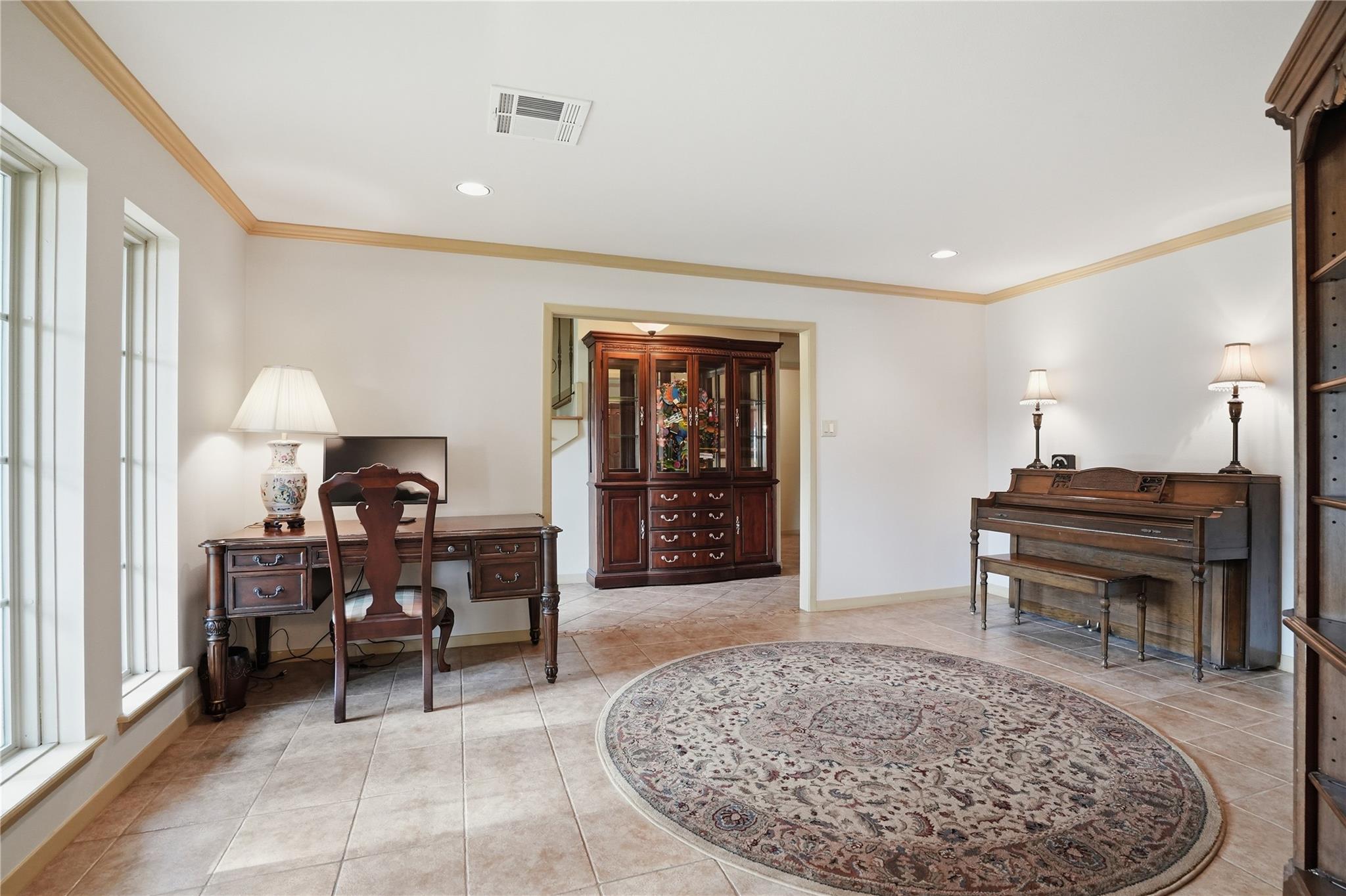 615 Lornmead Drive