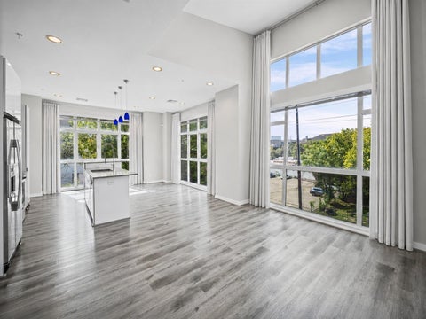 Photo of 207 Pierce Street #305, Houston, TX 77002 (MLS # 58315219)