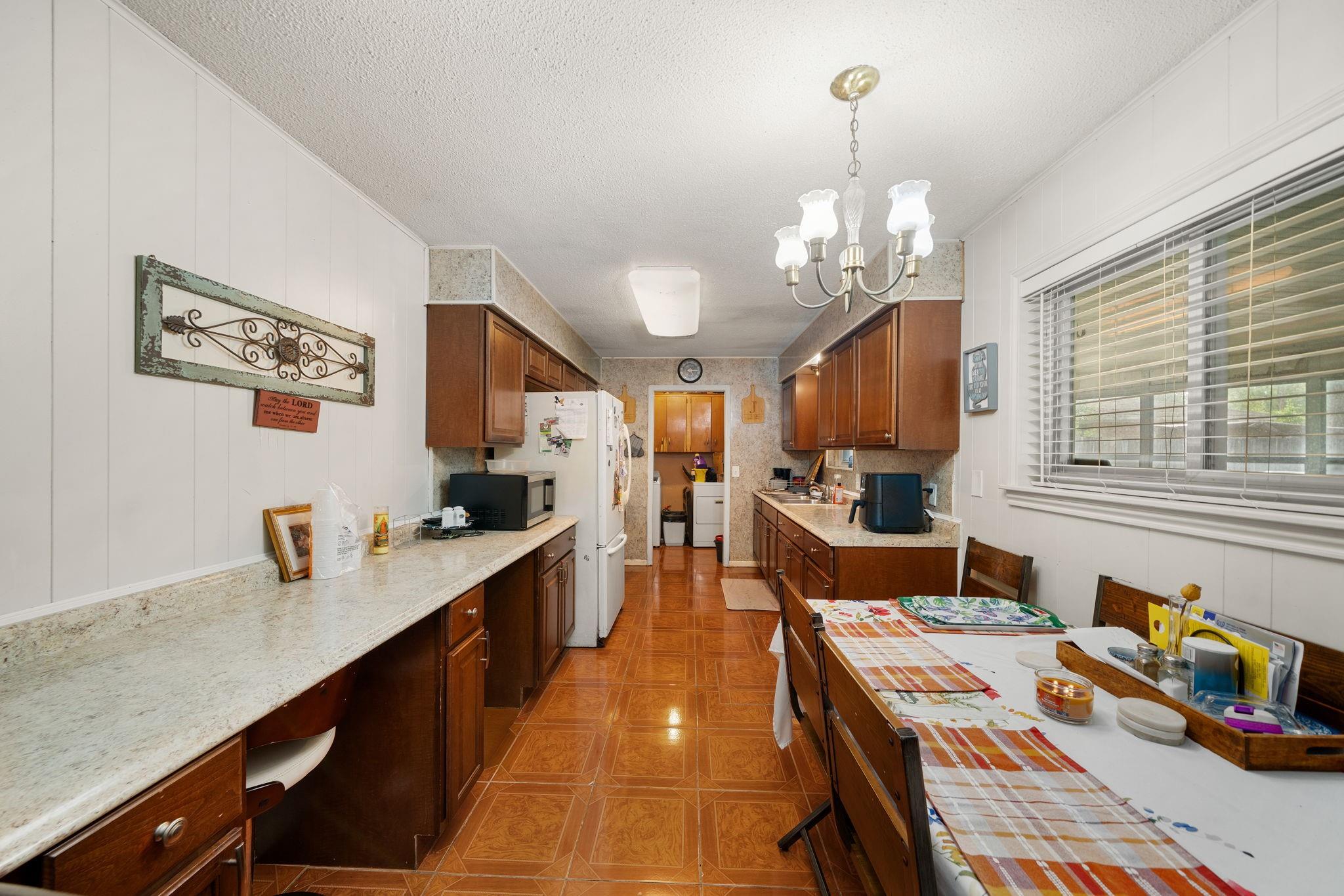1309 Sunset Drive