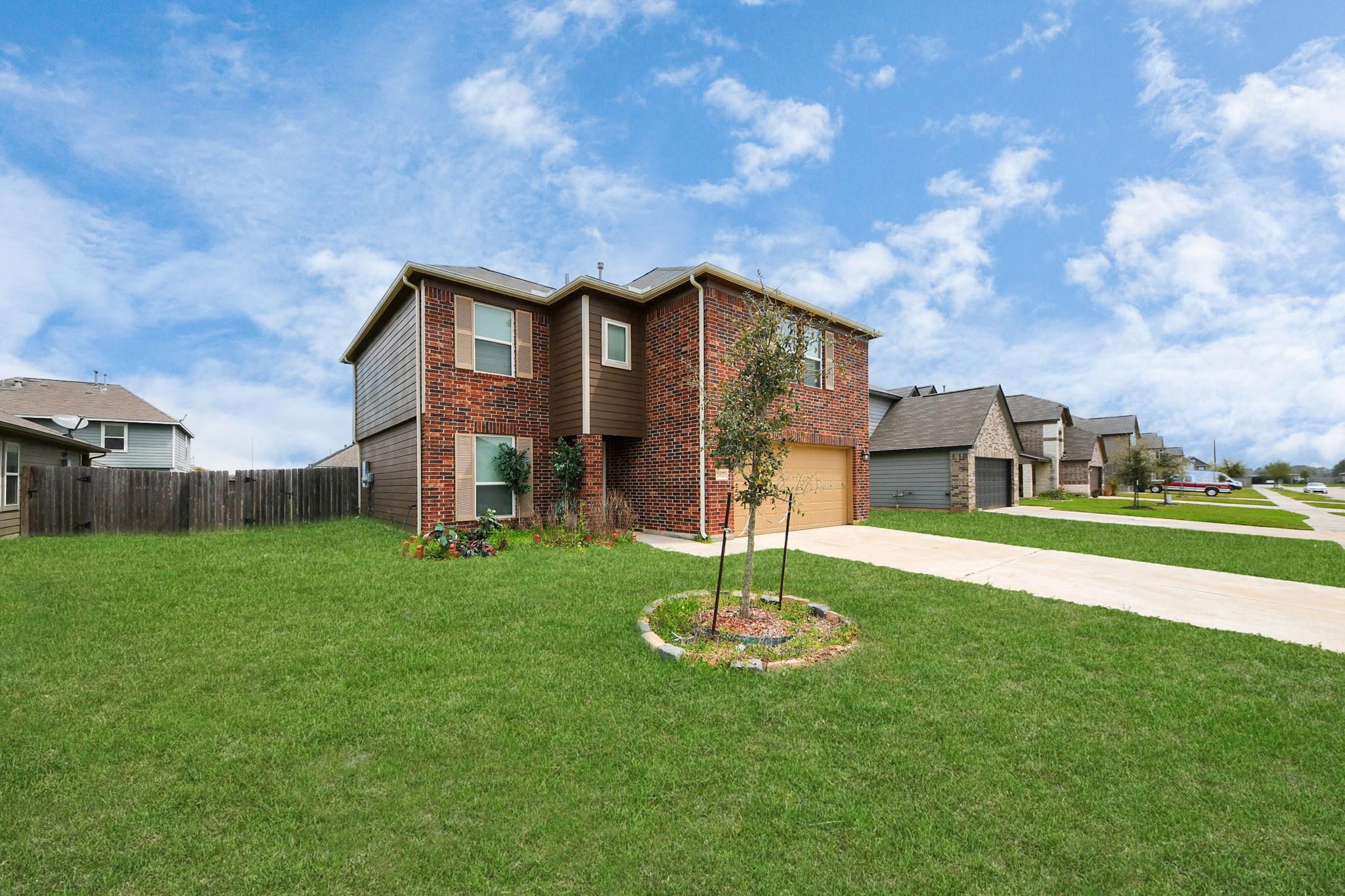 2927 Silverhorn Lane