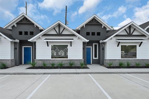 Photo of 10317 Lake Rd Rd #16ABCD, Houston, TX 77070 (MLS # 80418931) Photo of 10317 Lake Rd Rd #16ABCD, Houston, TX 77070 (MLS # 80418931)