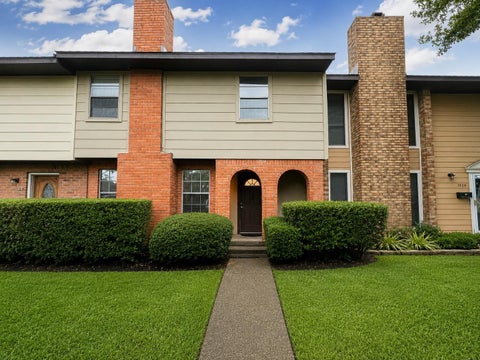 Photo of 1528 Silverpines Road #528, Houston, TX 77062 (MLS # 44129875)