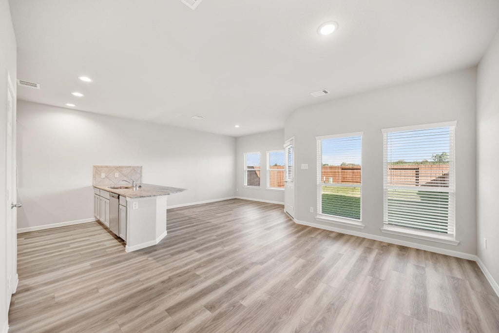 Photo of 13423 Lucky Bill Lane, Houston, TX 77048 (MLS # 27784526)