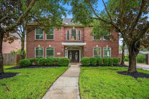 Photo of 17327 W Copper Lakes Drive, Houston, TX 77095 (MLS # 48479713)