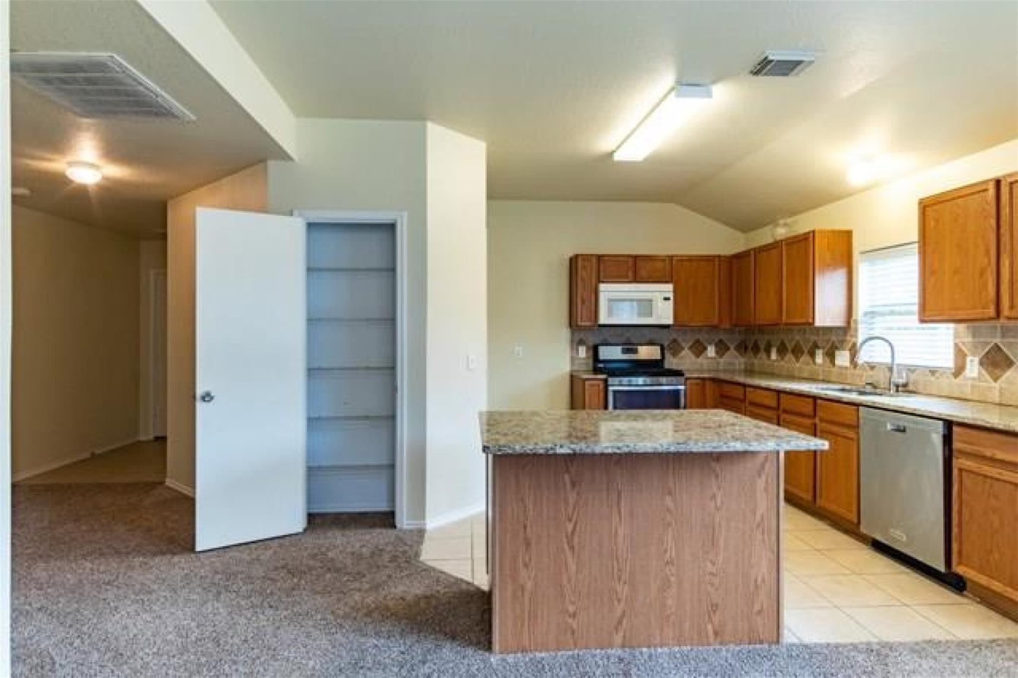10446 Caribou Cove