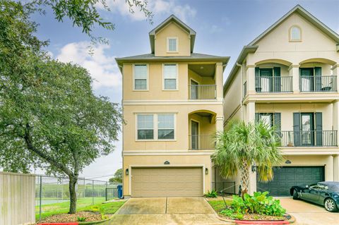 18721 Egret Oaks Lane Webster TX 77058