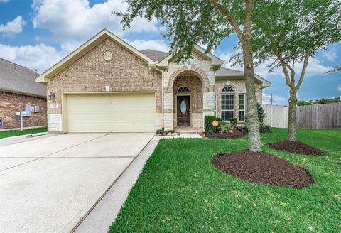 Photo of 230 Dale Ridge Lane, Dickinson, TX 77539 (MLS # 81886221)