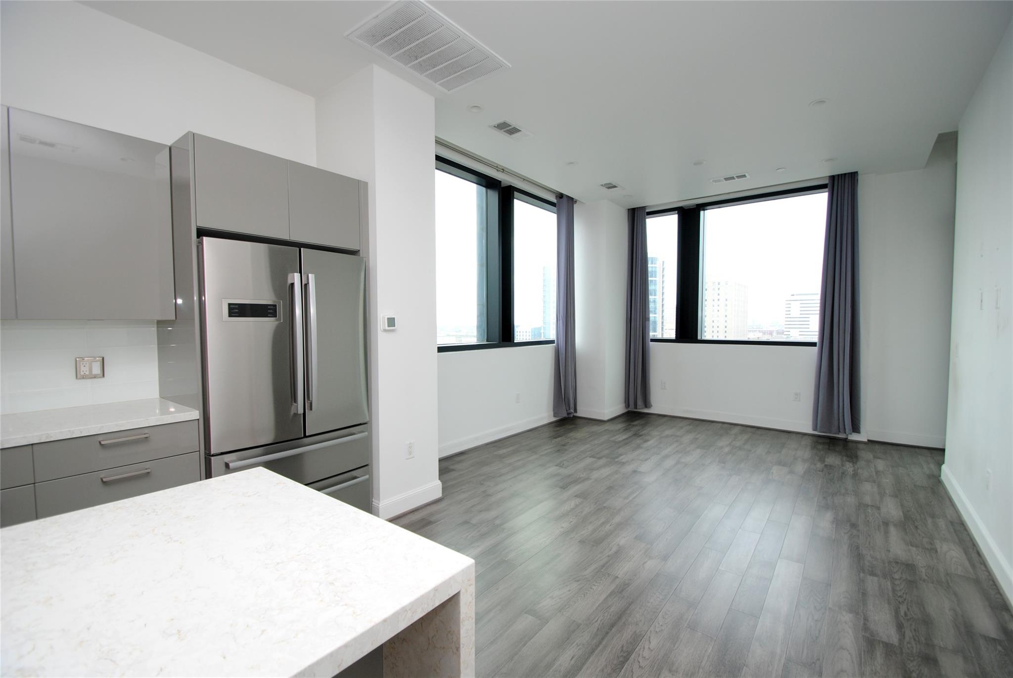 1211 Caroline Street 1104