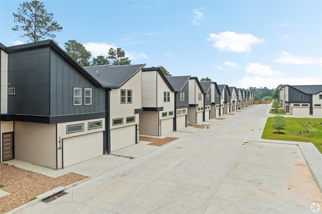 Photo of 13114 Beauty Berry Ridge Lane, Cypress, TX 77429 (MLS # 82049398)