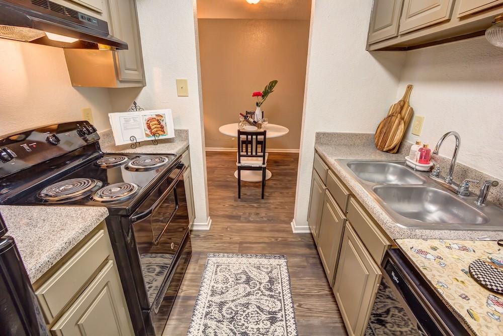 480 W Parker Road 100